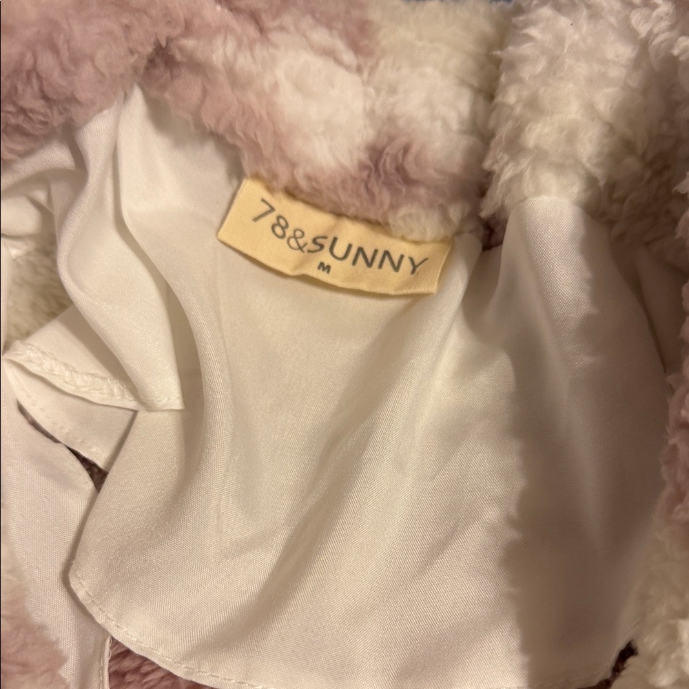 Stylish Cream and Light Pink Teddy Jacket for Women - Picture 4 of 7